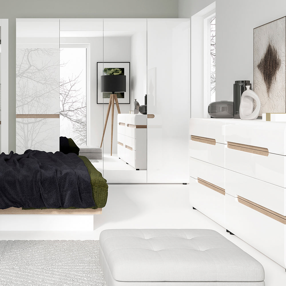 Chelsea Bedroom 4 Door Wardrobe with Mirrors in White with a Truffle Oak Trim